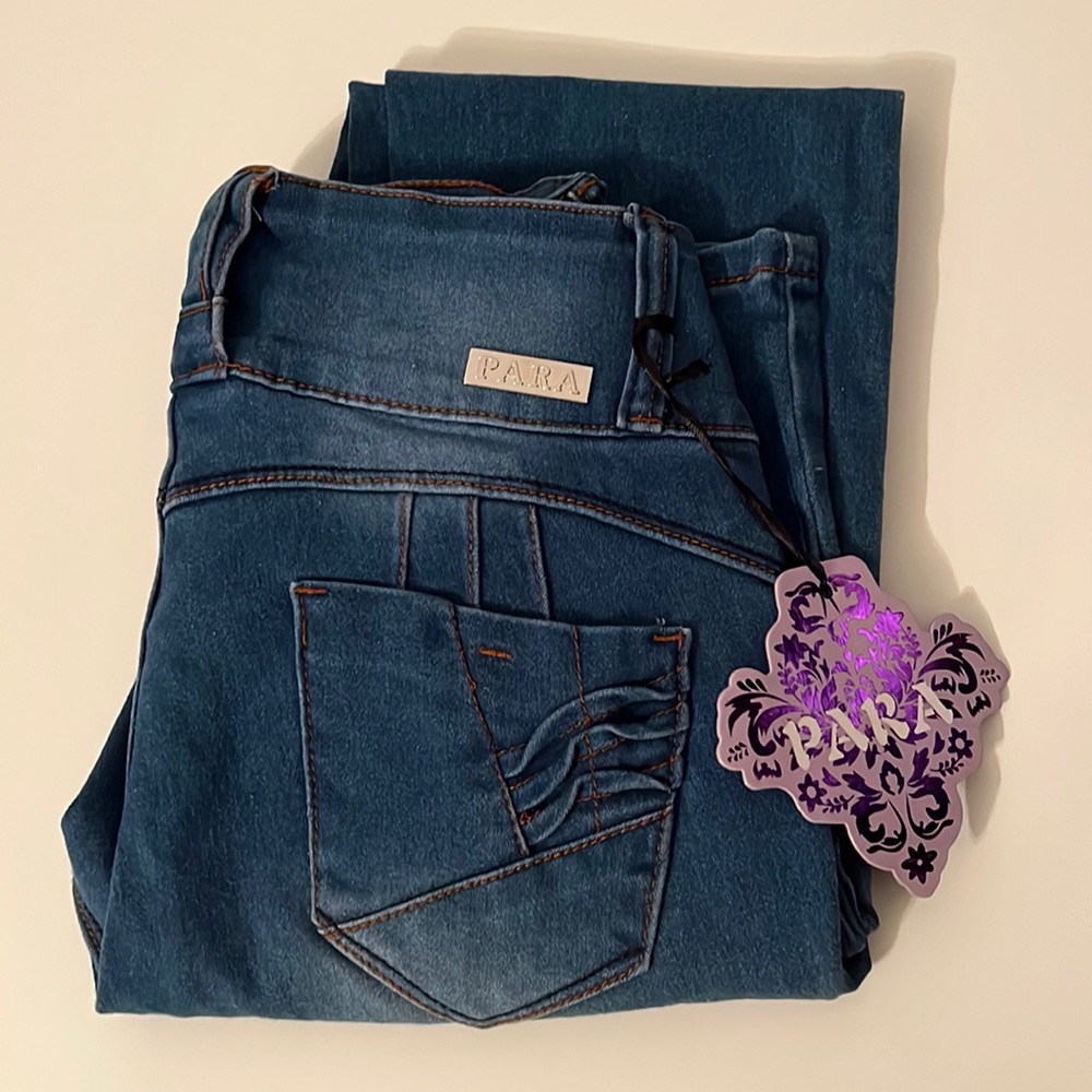 🆕 PARA size 3 stretchy skinny jeans